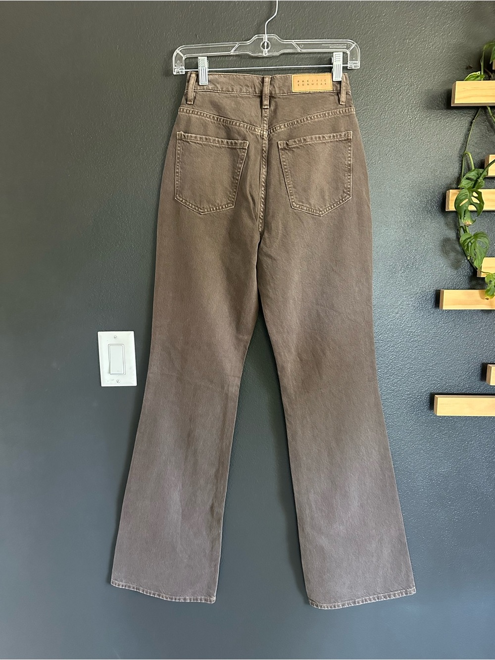 PacSun High Rise Bootcut Jeans Brown Garment Dyed Women’s Size 25 25x31 NWOT - Picture 3 of 10